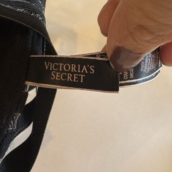 Victoria’s Secret T-Shirt Push-Up Bra 32DD Full Coverage Strappy Back Black - Picture 6 of 8